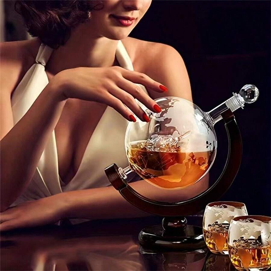 طقم قوارير على شكل كرة أرضية م - مراجعة Decanter Globe Set وسعره